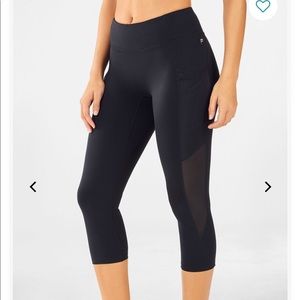 Fabletics Trinity Mid-rise pocket crop leggings
